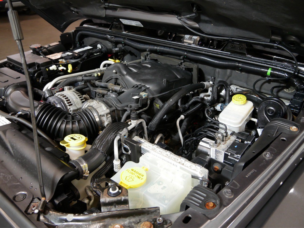 2014 Jeep Wrangler Image 33