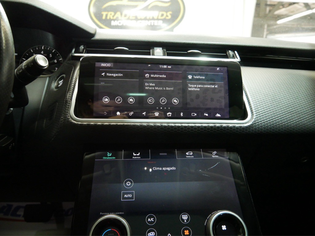2018 Land Rover Range Rover Image 17