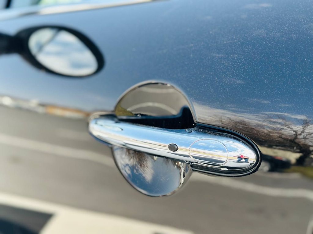 2020 MINI Countryman Image 13