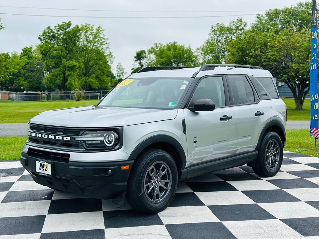 2022 Ford Bronco Image 2