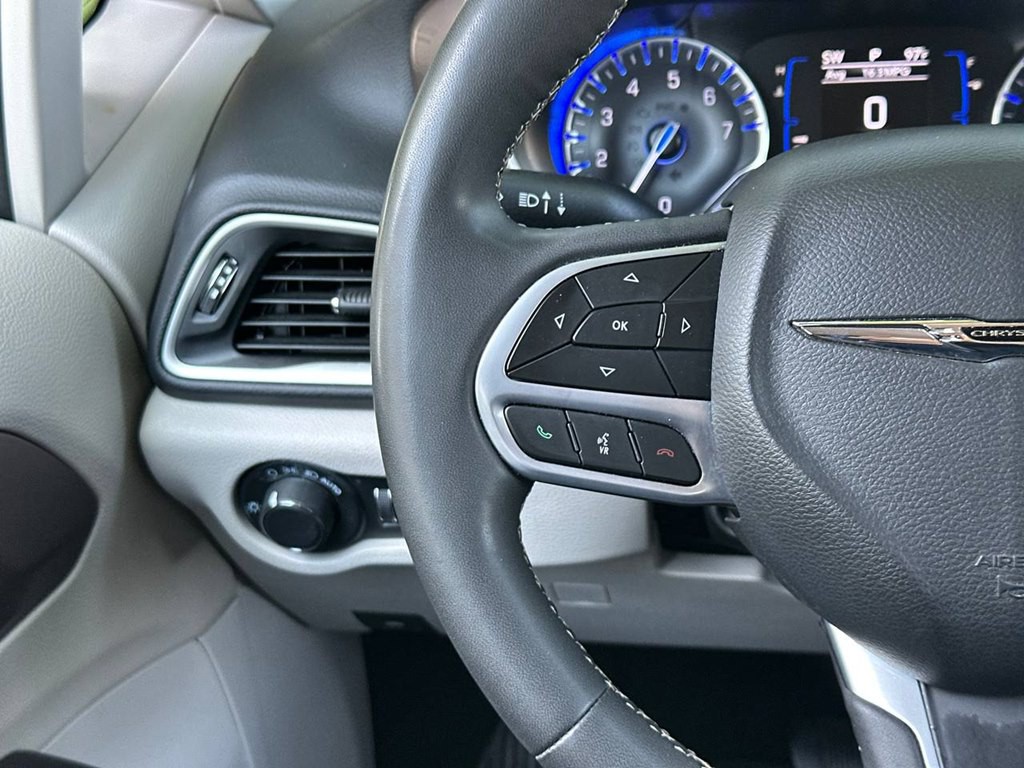 2022 Chrysler Voyager Image 20