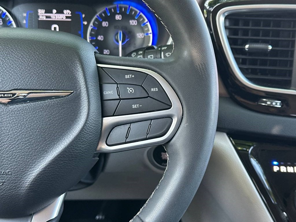 2022 Chrysler Voyager Image 21