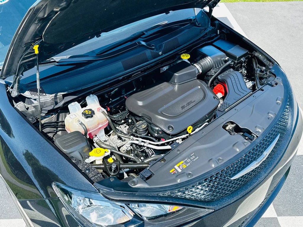 2022 Chrysler Voyager Image 45