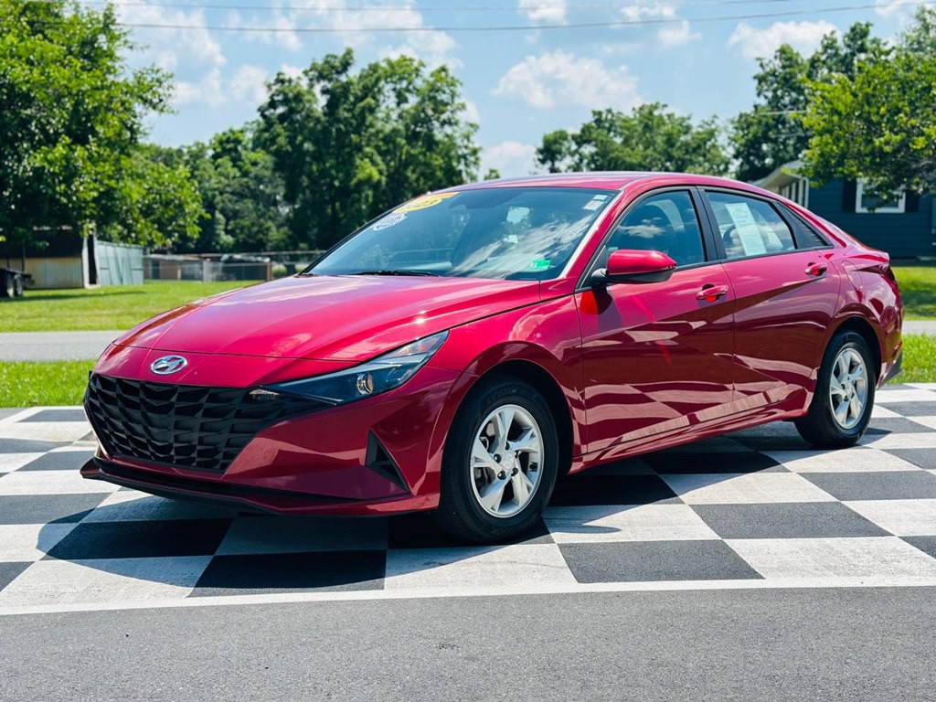 2023 Hyundai Elantra Image 2
