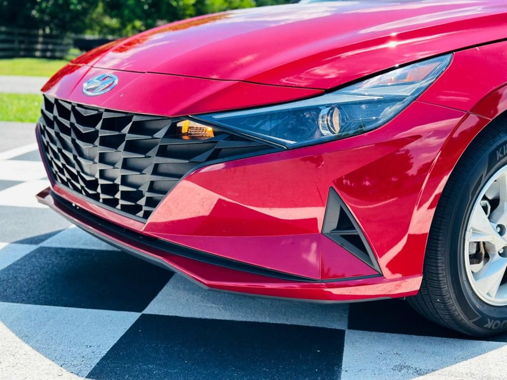 2023 Hyundai Elantra Image 10