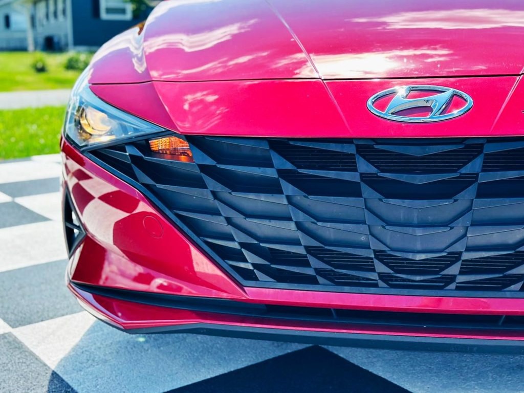 2023 Hyundai Elantra Image 11