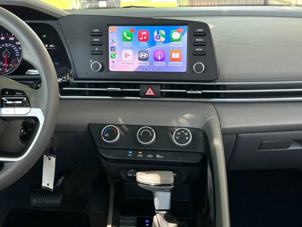 2023 Hyundai Elantra Image 23