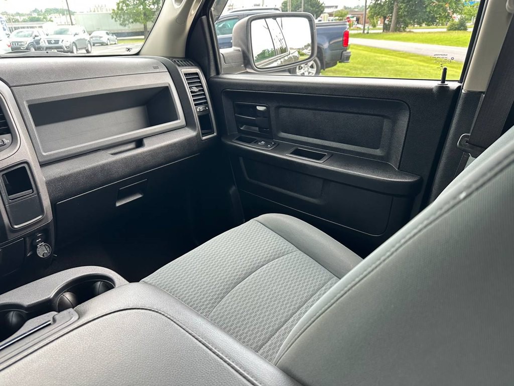 2019 RAM 1500 Image 38