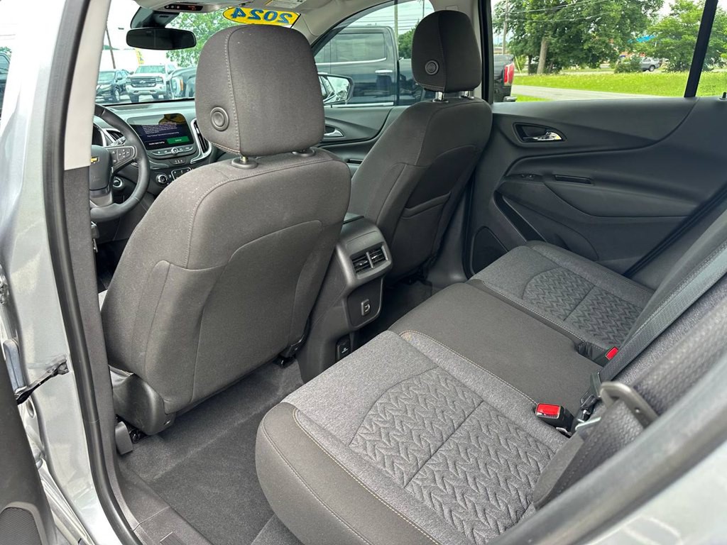2024 Chevrolet Equinox Image 38