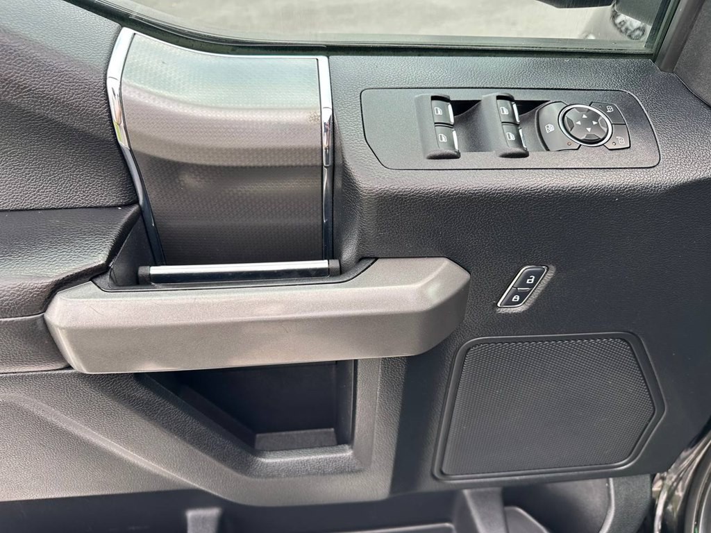 2016 Ford F-150 Image 17