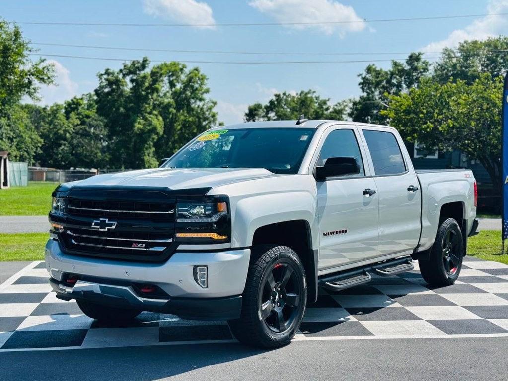 2018 Chevrolet Silverado 1500 Image 2