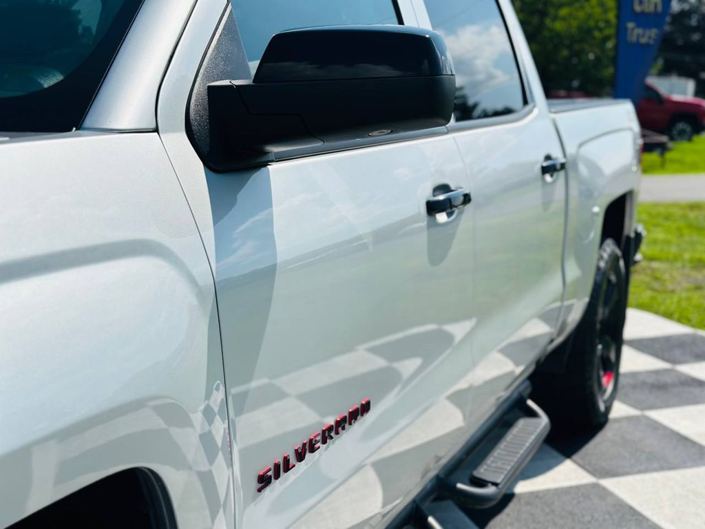 2018 Chevrolet Silverado 1500 Image 12
