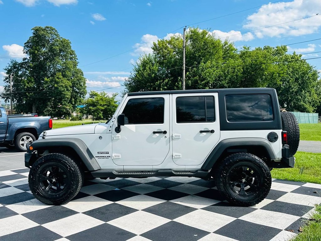 2016 Jeep Wrangler Unlimited Image 9