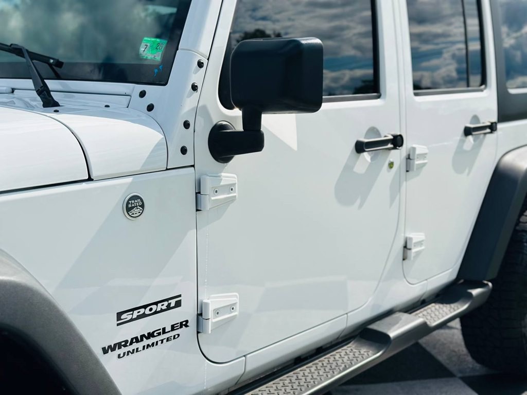 2016 Jeep Wrangler Unlimited Image 12