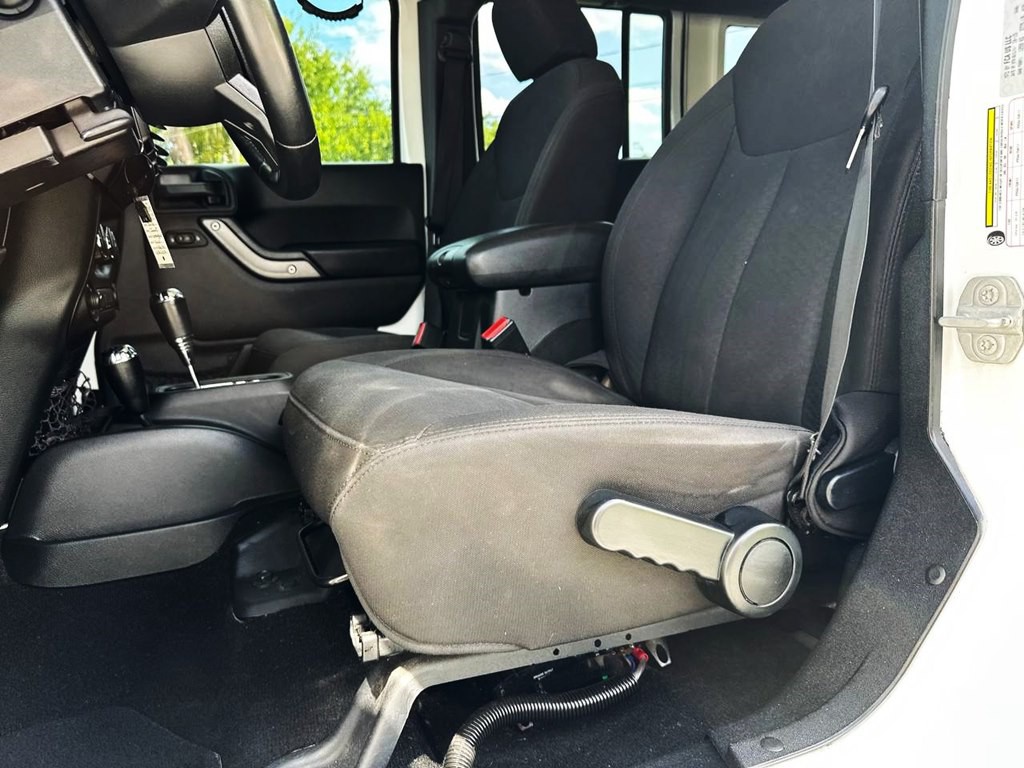 2016 Jeep Wrangler Unlimited Image 21