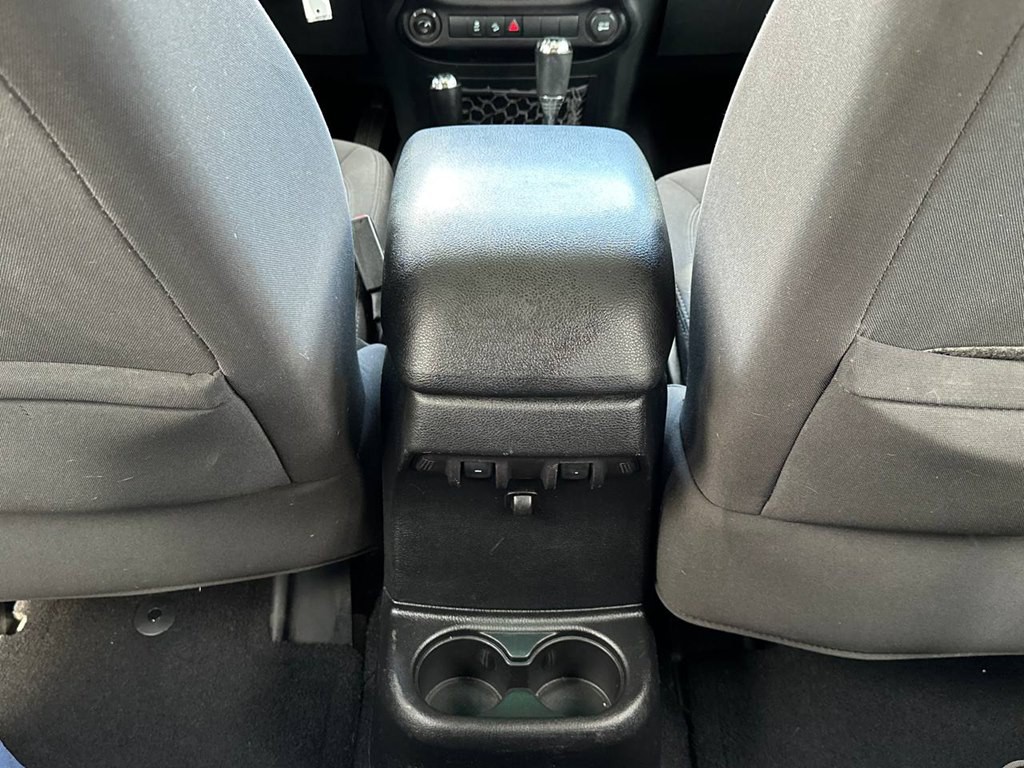 2016 Jeep Wrangler Unlimited Image 36
