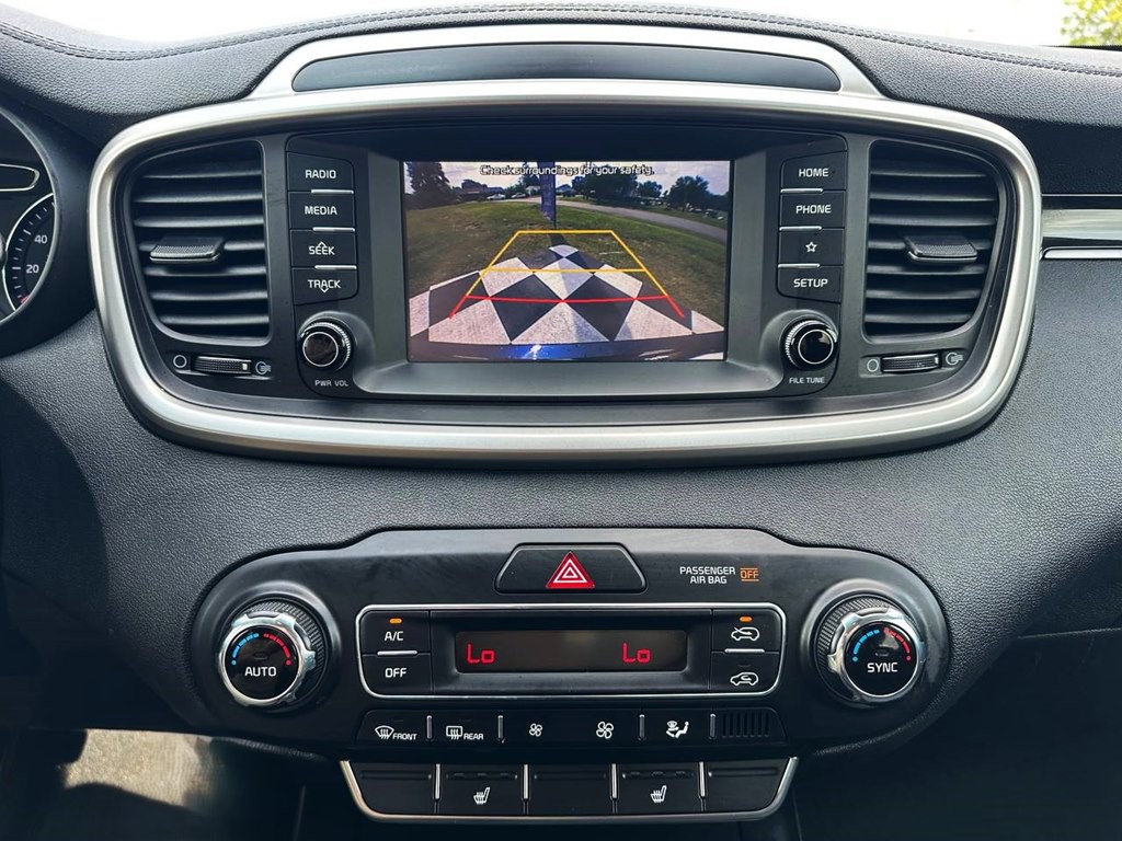 2020 Kia Sorento Image 25