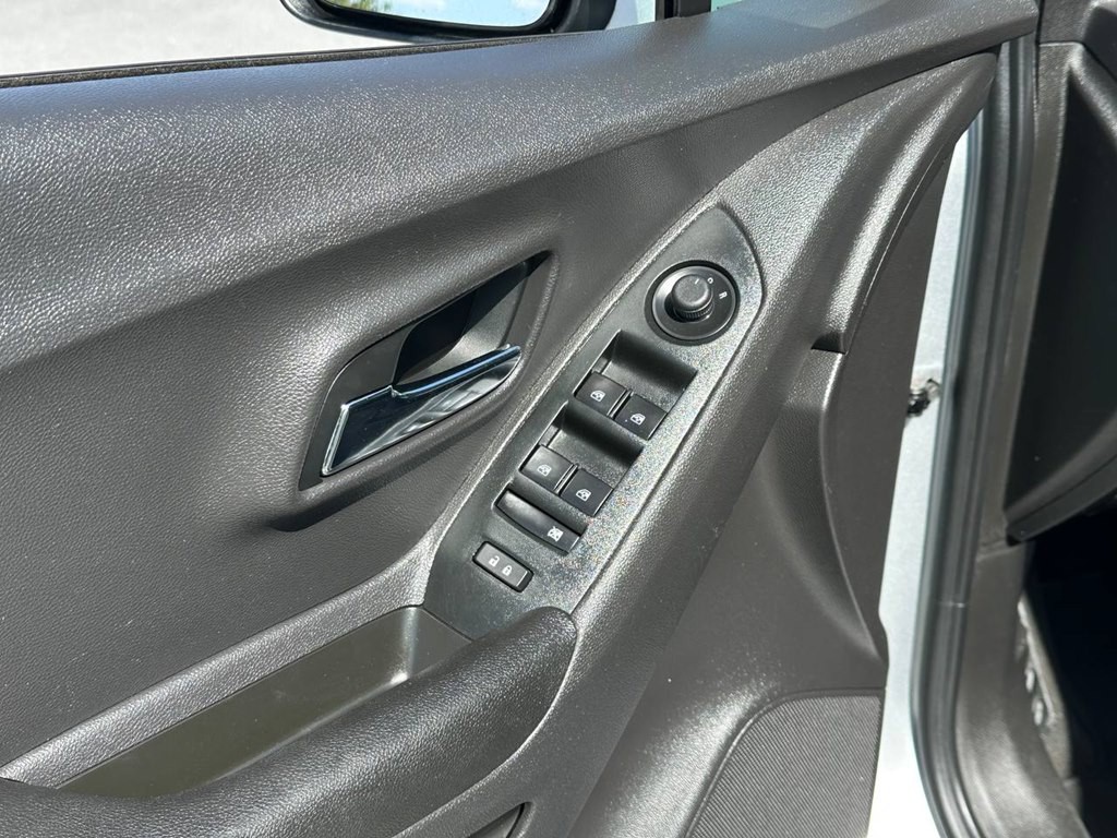 2020 Chevrolet Trax Image 17