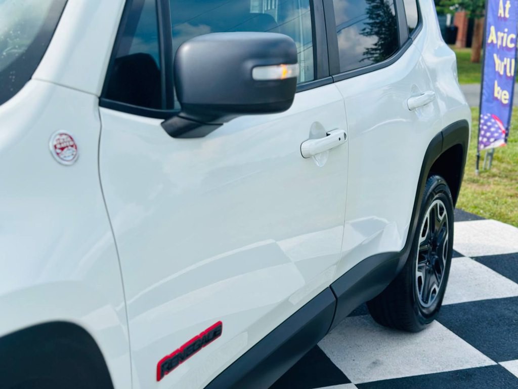 2017 Jeep Renegade Image 12