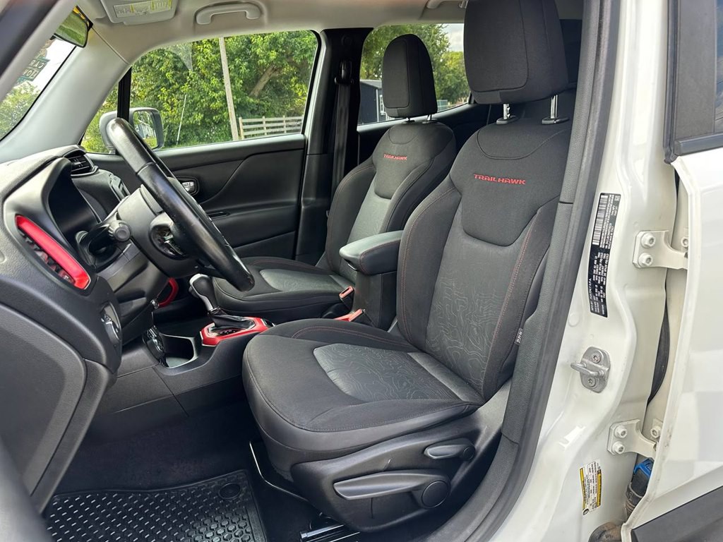 2017 Jeep Renegade Image 18