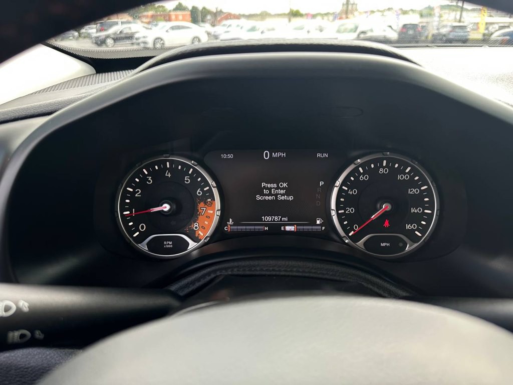 2017 Jeep Renegade Image 24