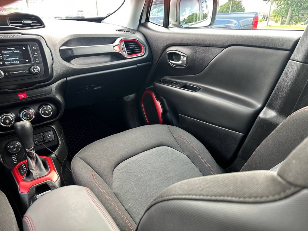 2017 Jeep Renegade Image 31