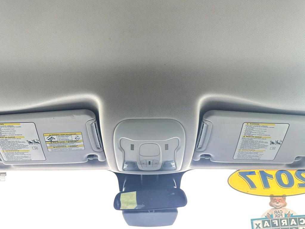 2017 Jeep Renegade Image 33