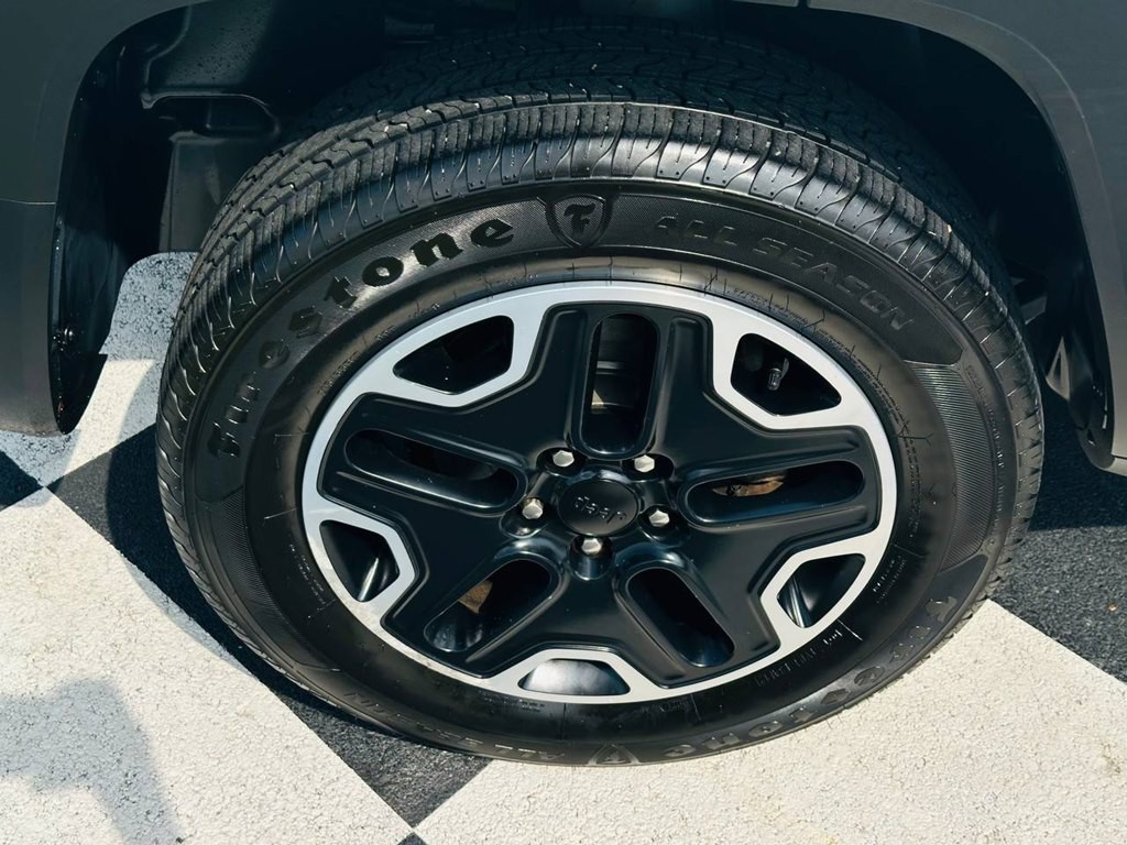 2017 Jeep Renegade Image 41
