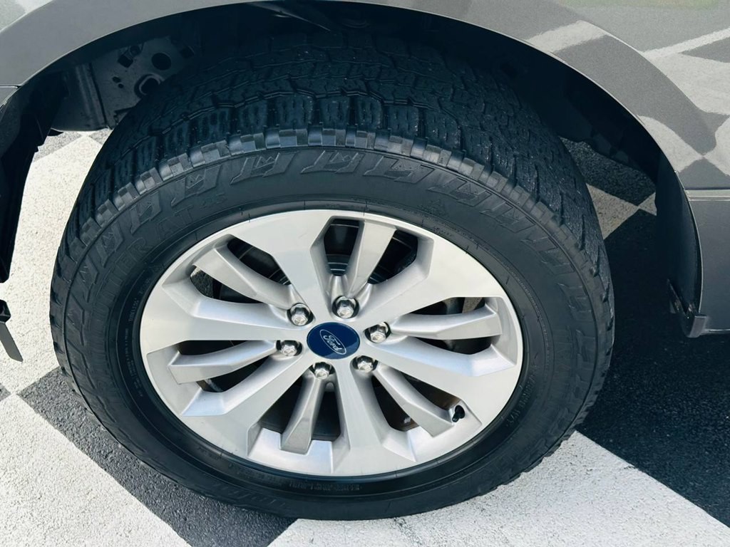 2017 Ford F-150 Image 39