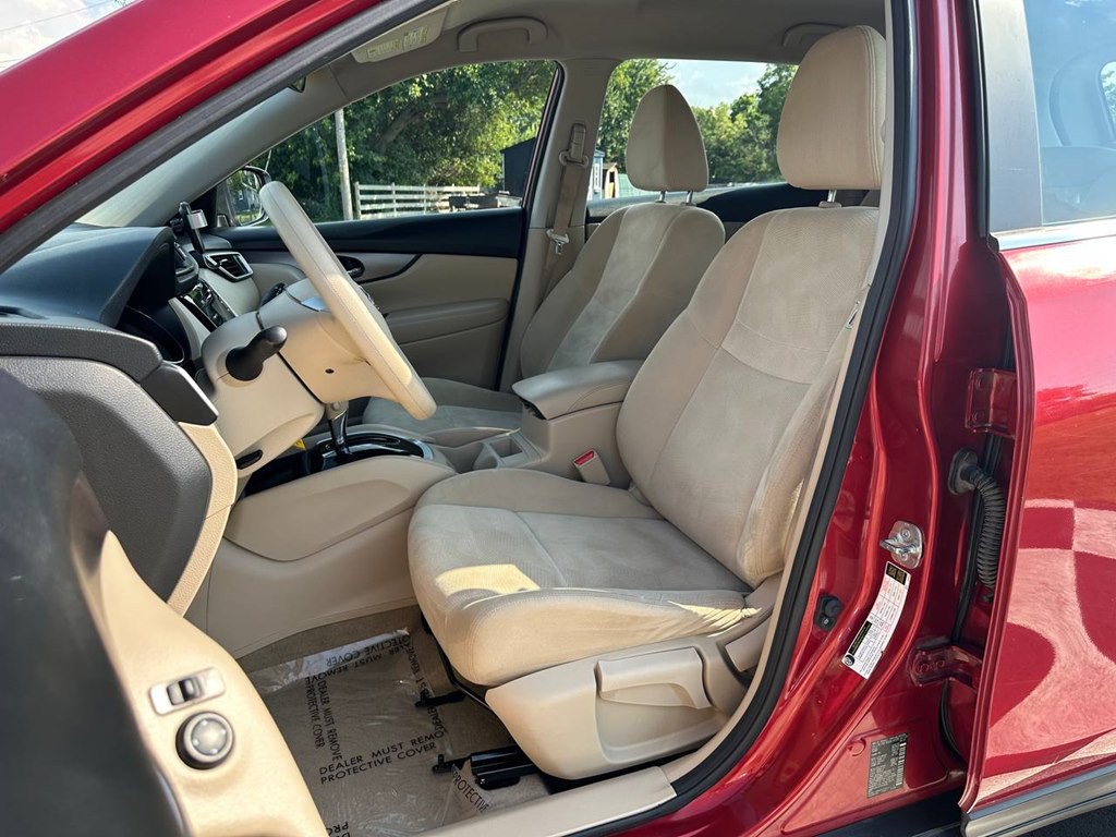 2015 Nissan Rogue Image 17