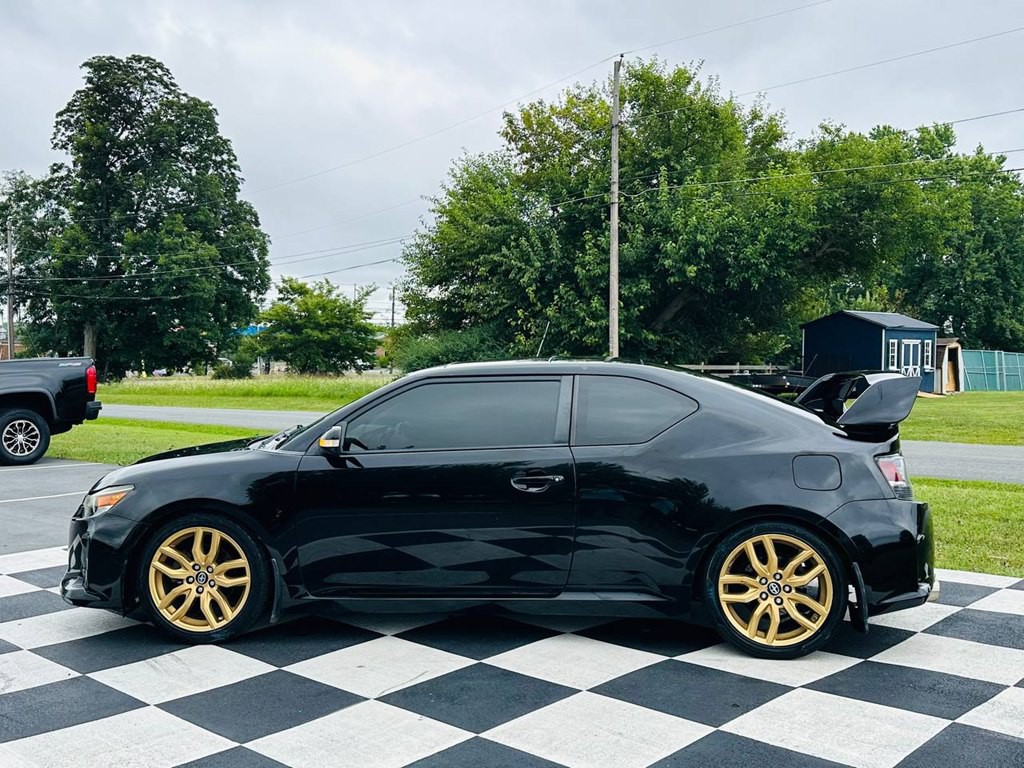 2015 Scion tC Image 9