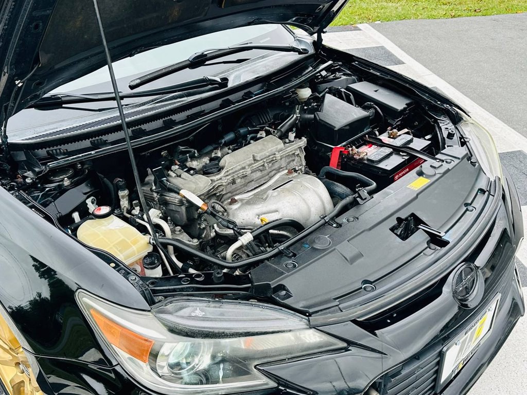2015 Scion tC Image 32