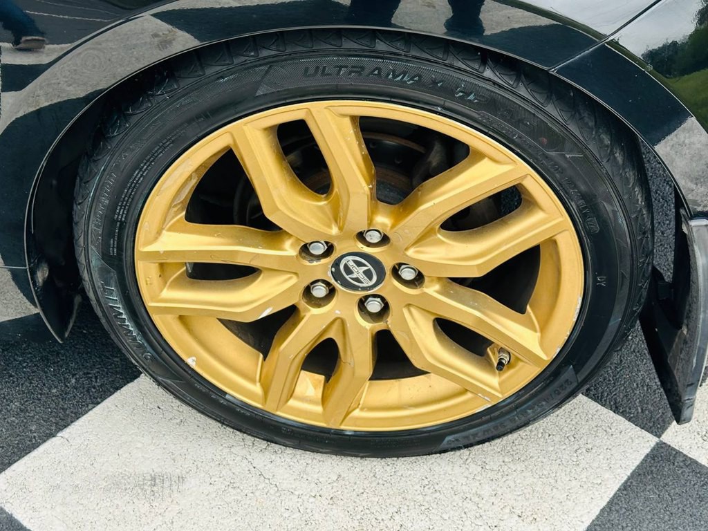 2015 Scion tC Image 34