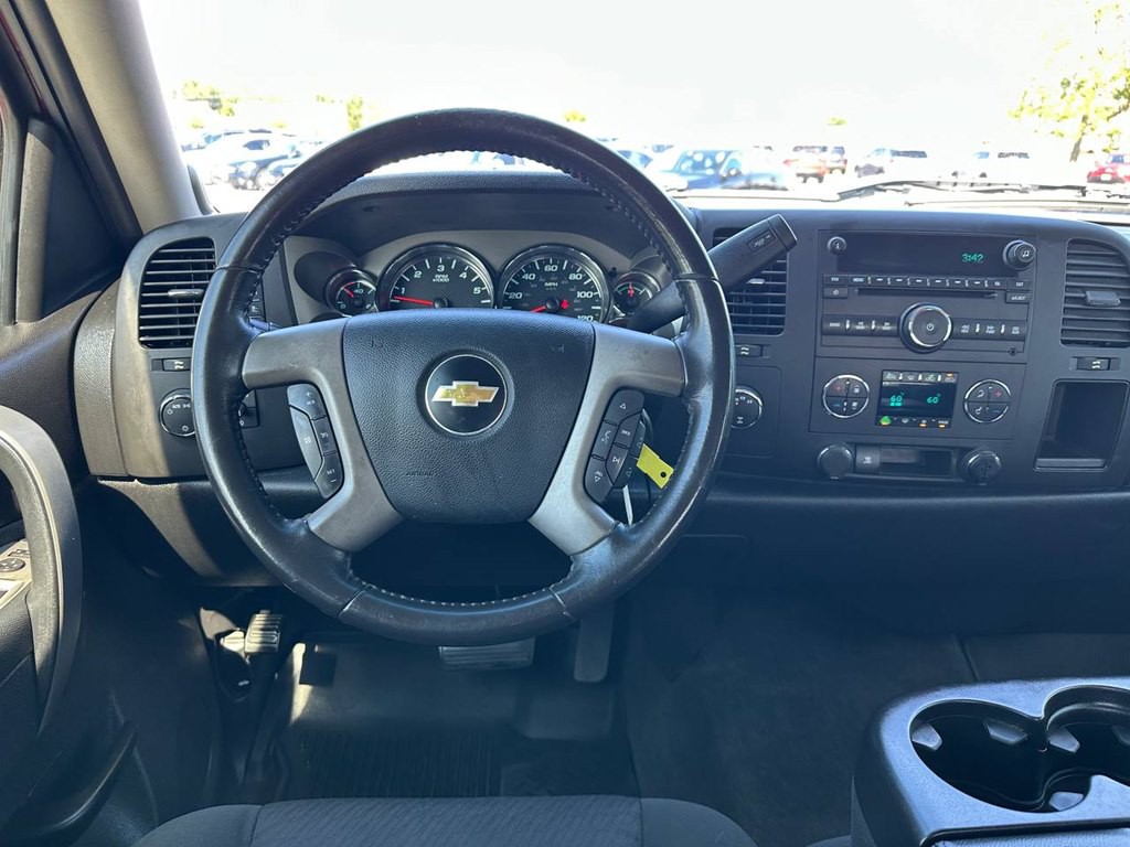 2011 Chevrolet Silverado 1500 Image 17