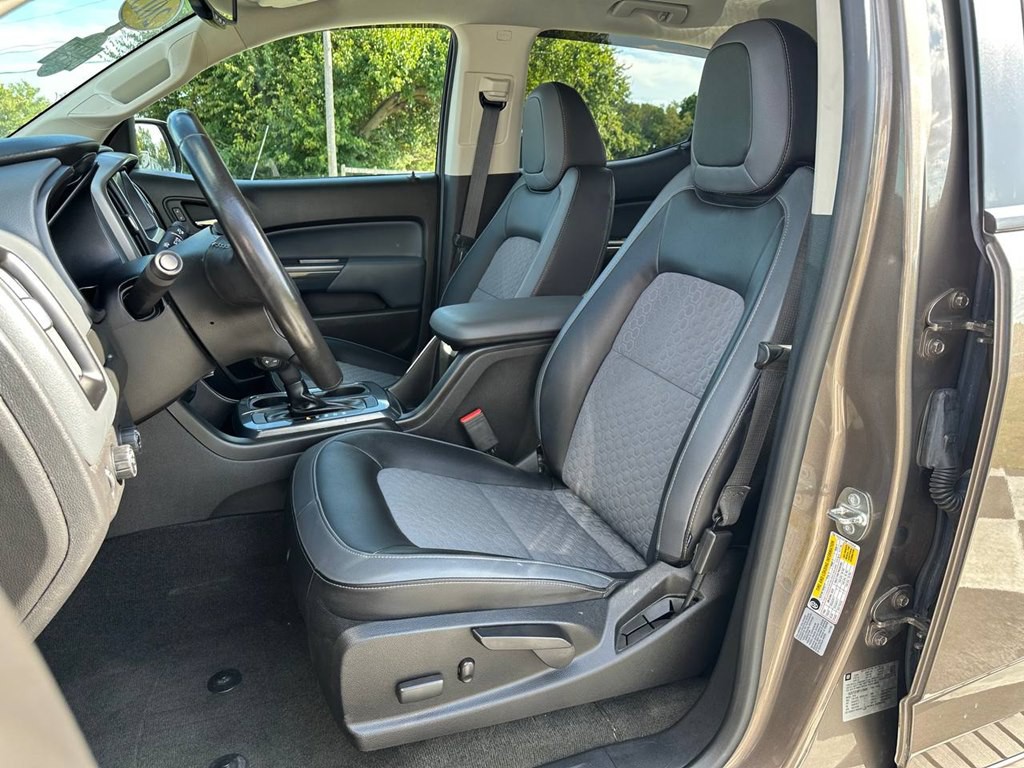 2015 Chevrolet Colorado Image 16