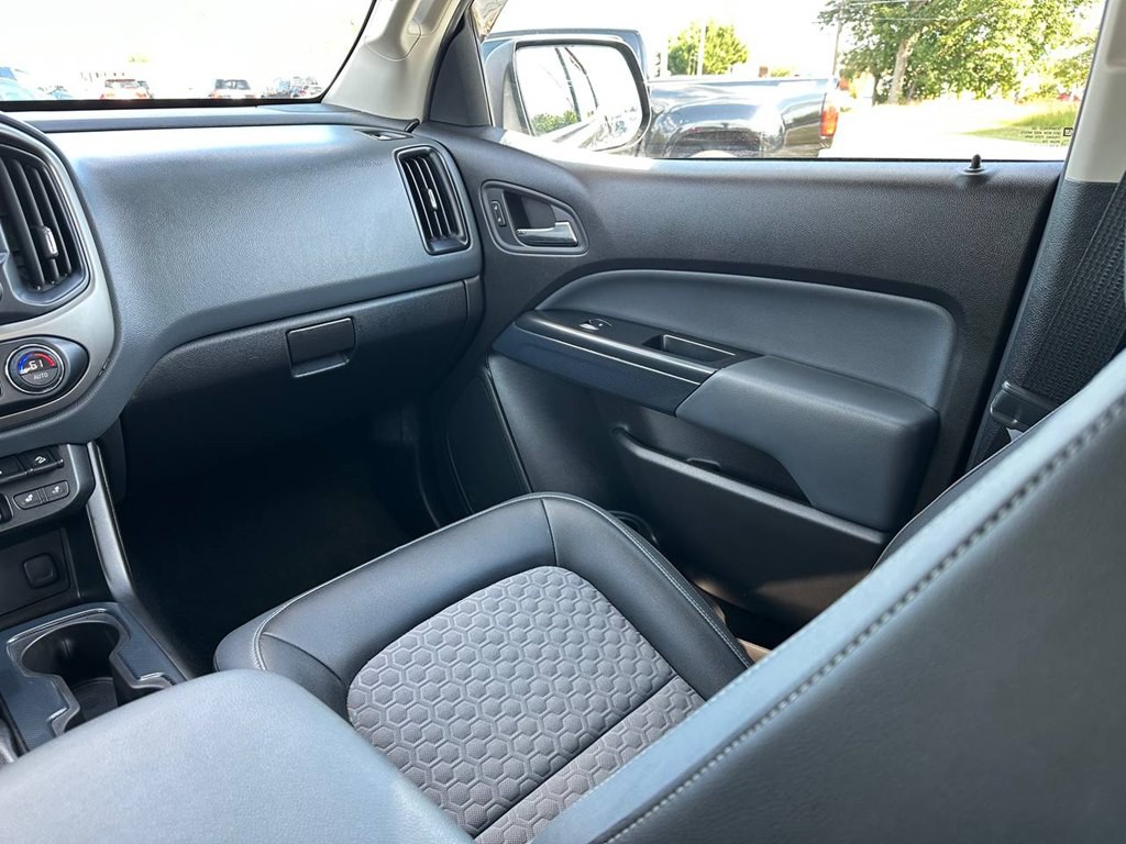2015 Chevrolet Colorado Image 28