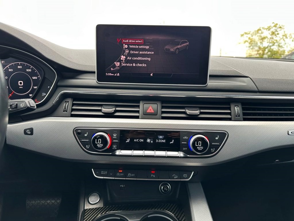 2018 Audi A4 Image 28
