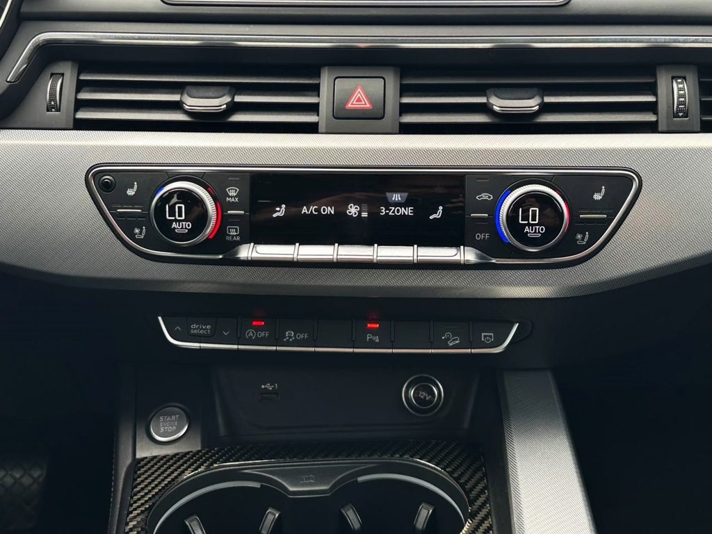 2018 Audi A4 Image 30