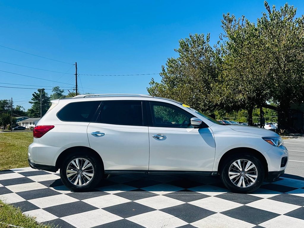 2018 Nissan Pathfinder Image 8