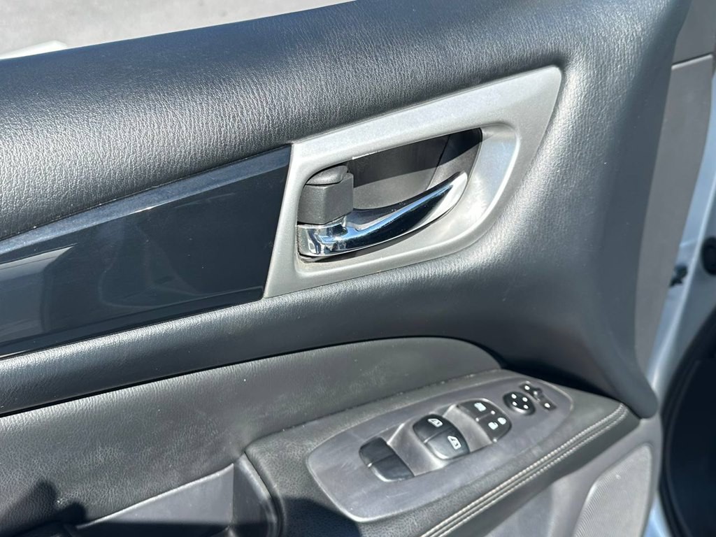 2018 Nissan Pathfinder Image 15