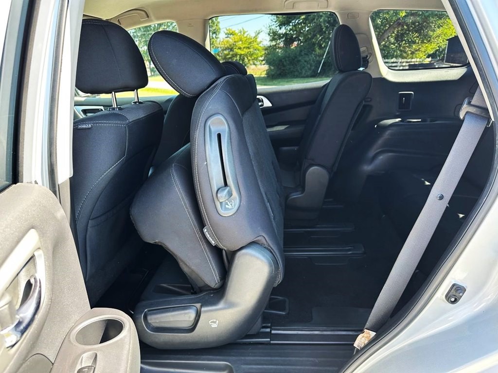 2018 Nissan Pathfinder Image 34
