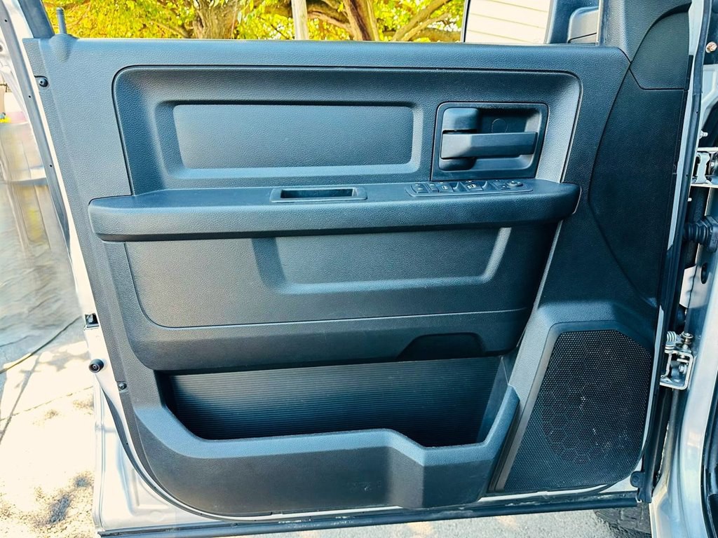 2019 RAM 1500 Image 16