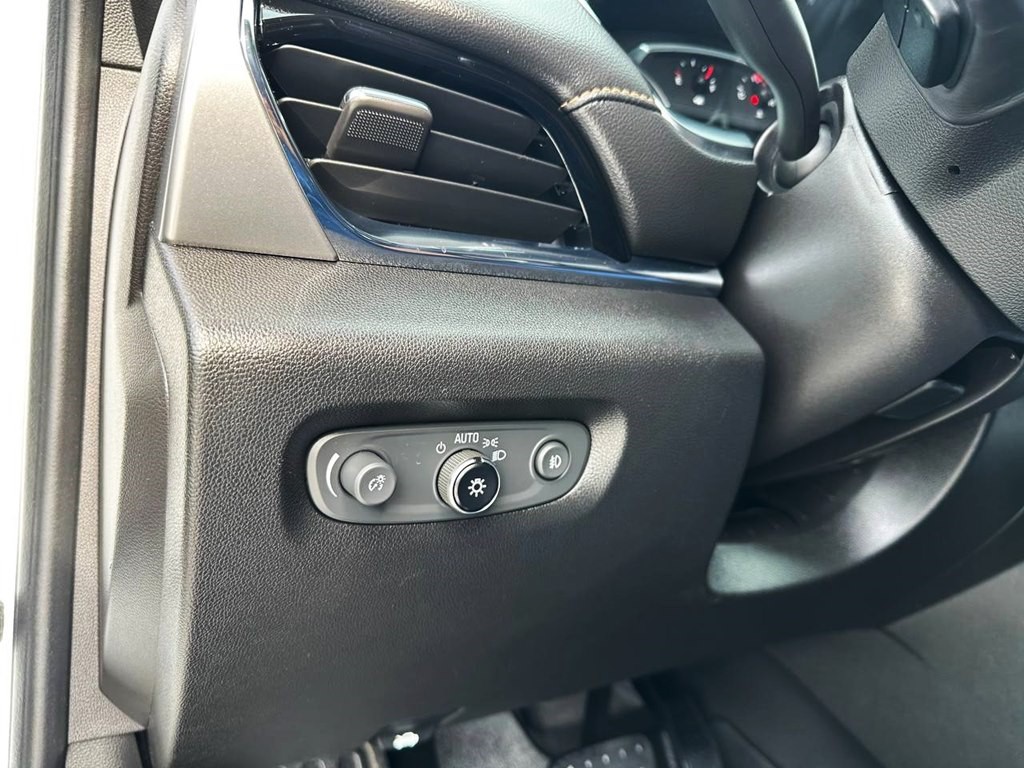 2018 Chevrolet Traverse Image 35
