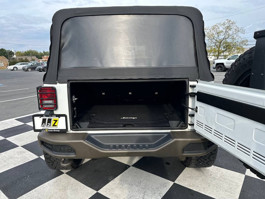 2016 Jeep Wrangler Unlimited Image 15