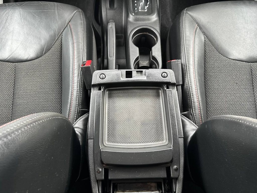 2016 Jeep Wrangler Unlimited Image 32