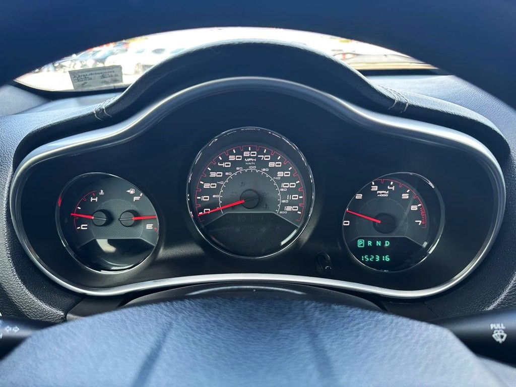 2013 Dodge Avenger Image 22