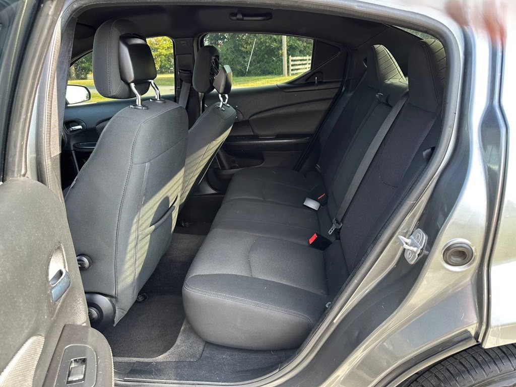 2013 Dodge Avenger Image 29