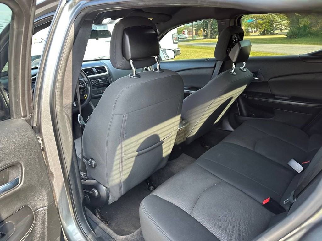2013 Dodge Avenger Image 30