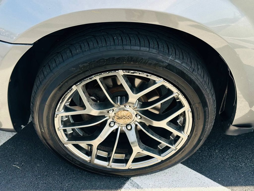 2013 Dodge Avenger Image 35
