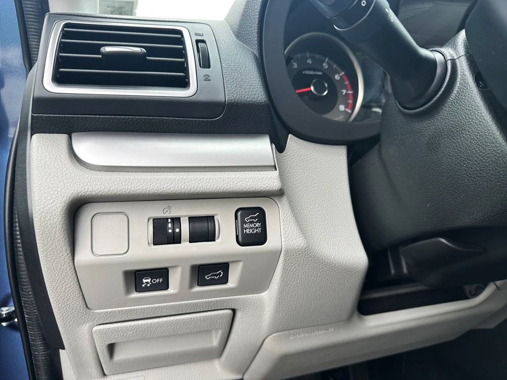 2016 Subaru Forester Image 33